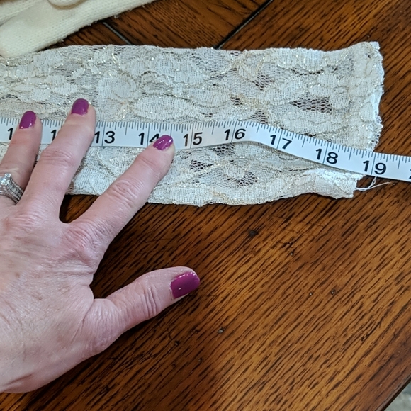 Lace cover top - Picture 7 of 7